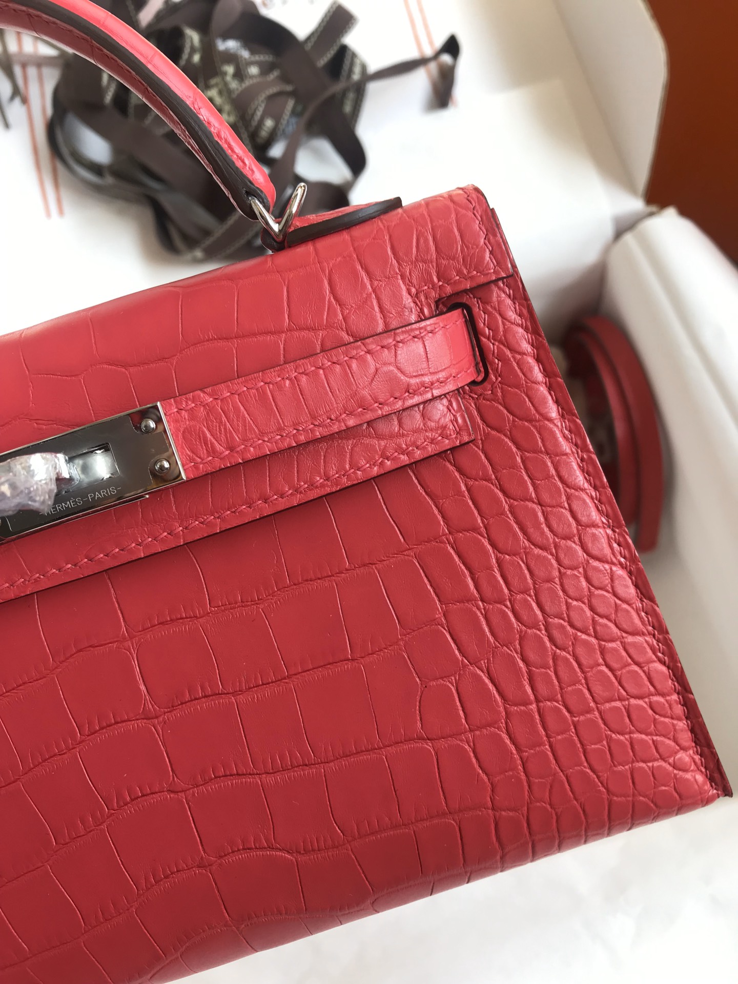 Hermes Kelly Mini II Bag 19CM In Rose Extreme Matte Alligator Leather